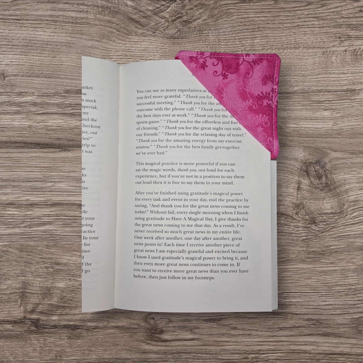 Fabric Corner Bookmark - Floral Motif