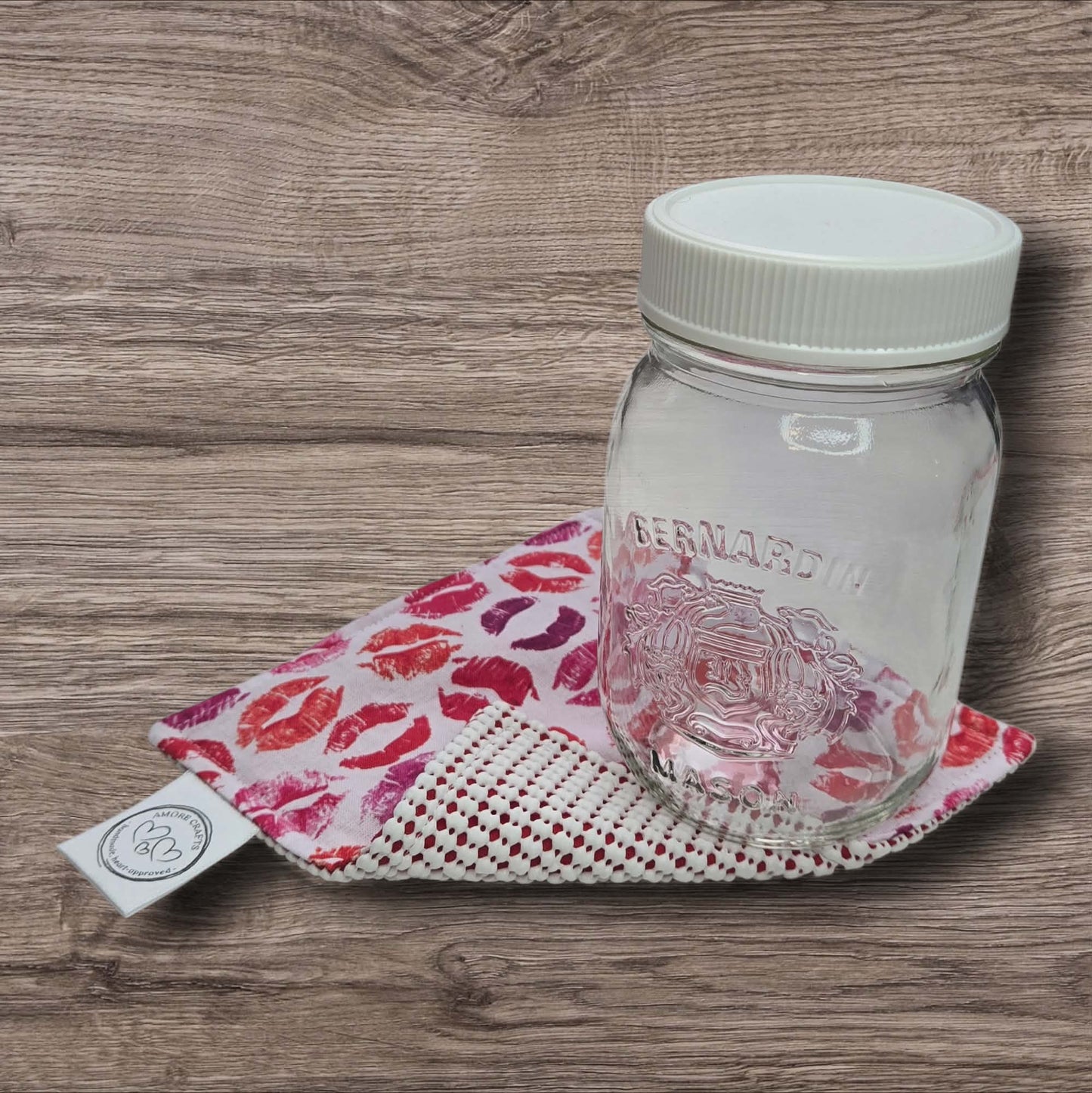 Jar Opener - Sweet Kisses on White