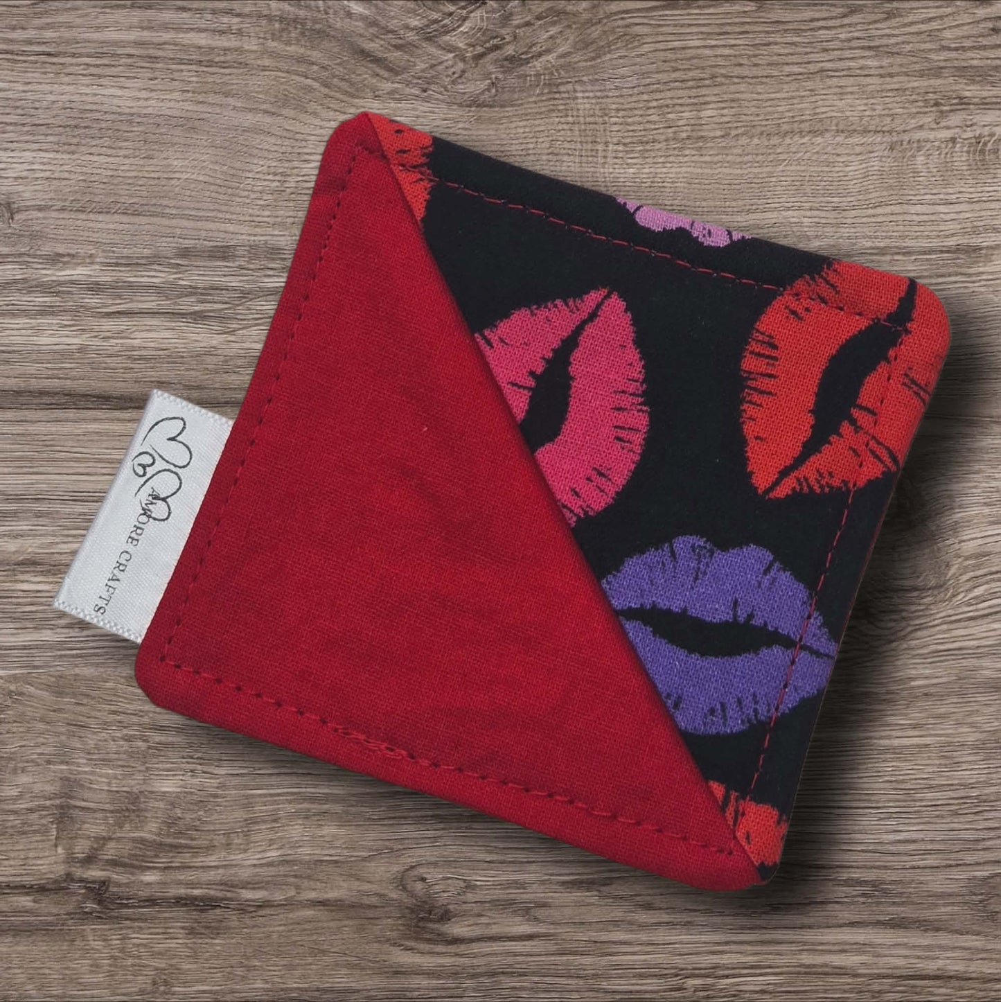 Fabric Corner Bookmark - Sweet Kisses on Black