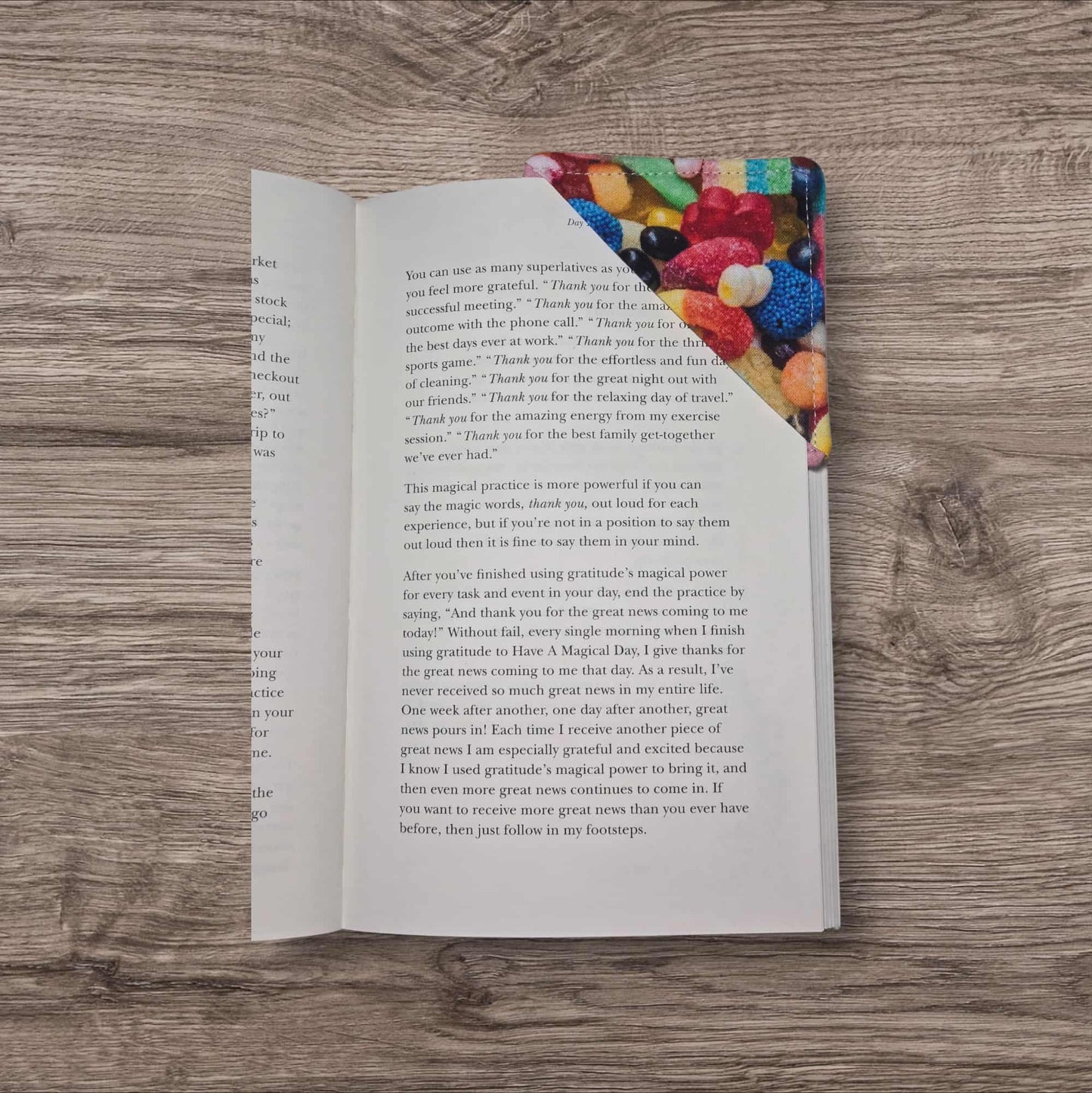 Corner Fabric Bookmark - Classic Sweets