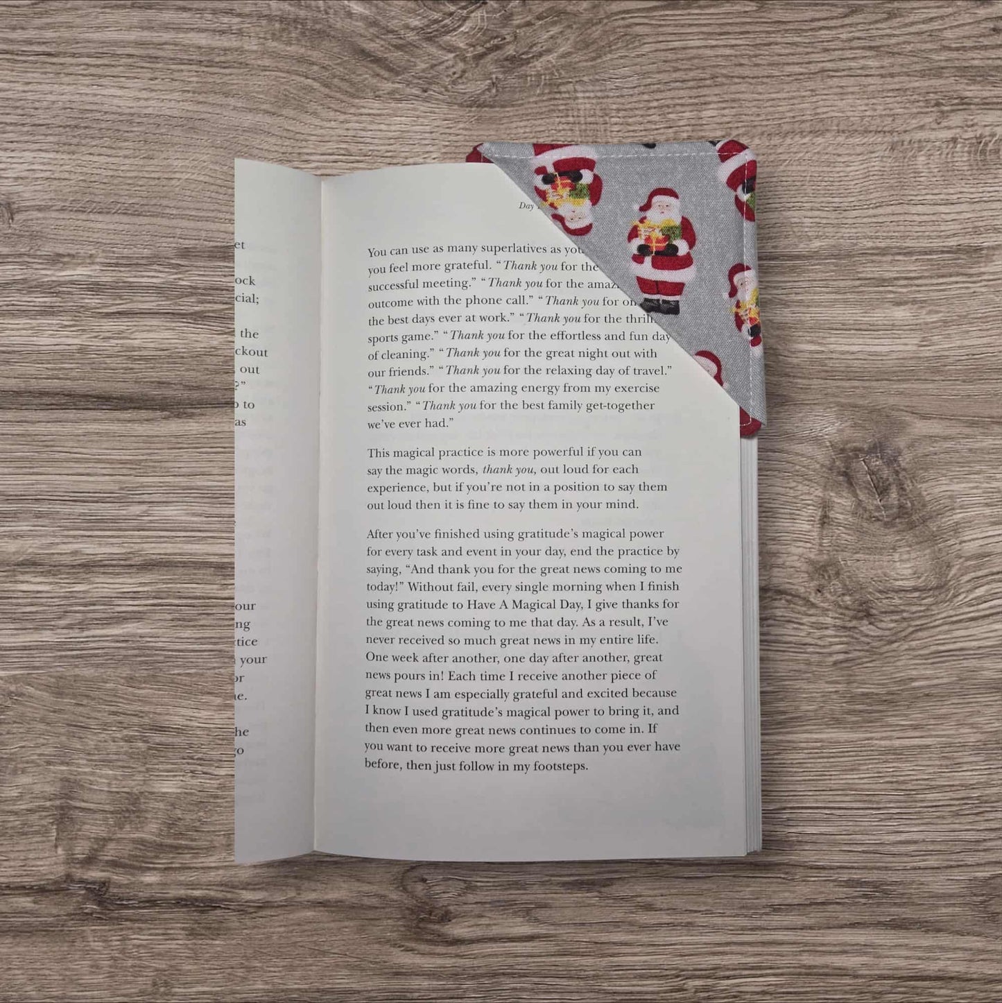 Fabric Corner Bookmark - Christmas Santa