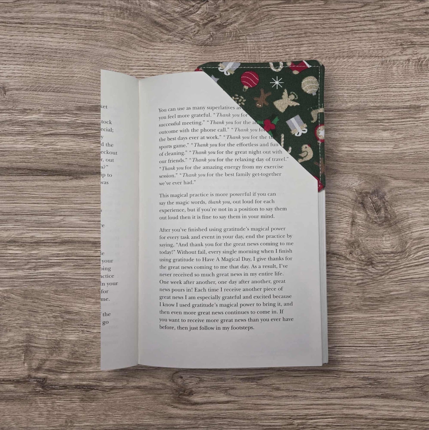 Fabric Corner Bookmark - Christmas Festive Trims